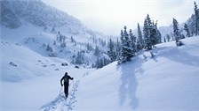 第一视角带你体验山地滑雪