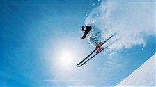 极限运动之雪山滑雪